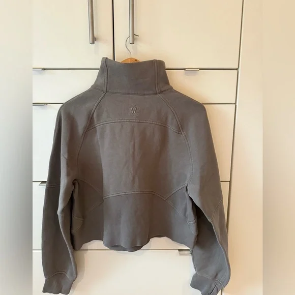 Vintage Lululemon, Size 4 - Picture 3 of 4